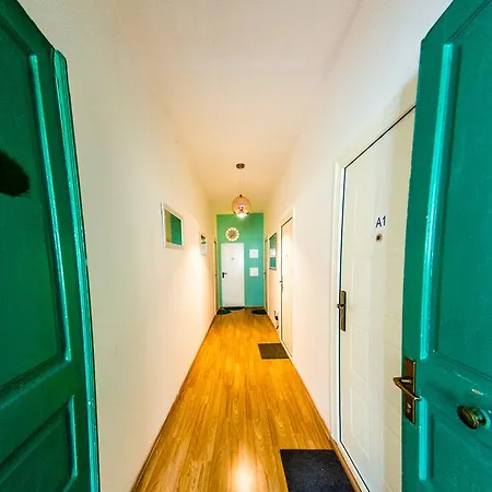 アパート Branimir ザダル