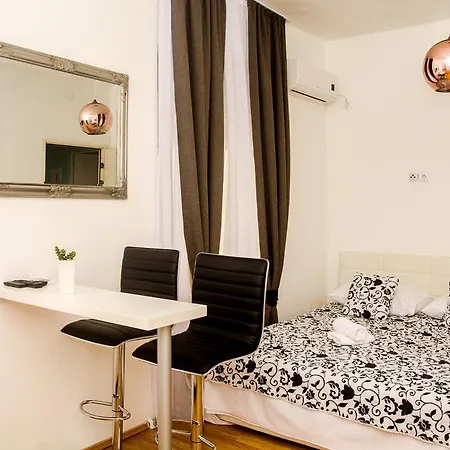 Branimir Apartment *